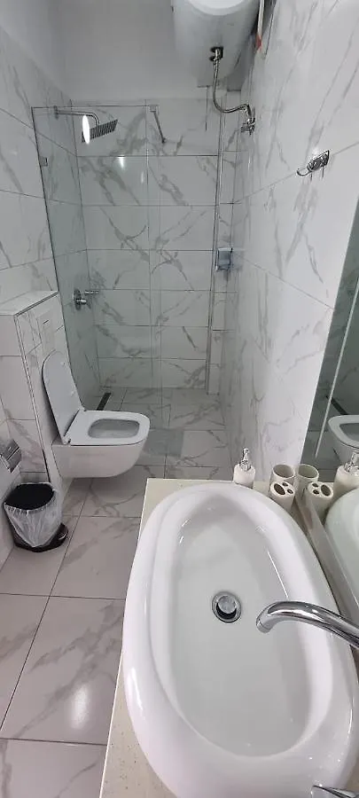 Suncoast Rooms Port Side Sarande Apartment