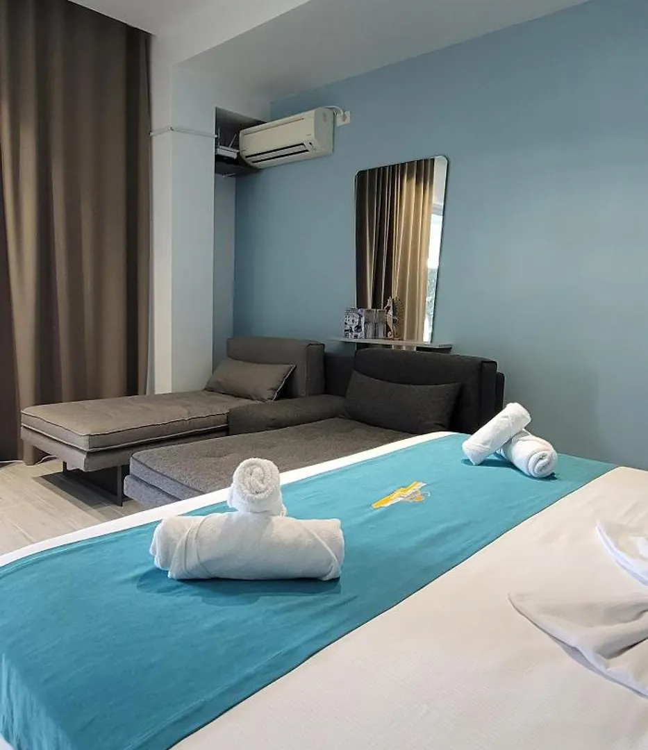 Suncoast Rooms Port Side Sarande 0*,