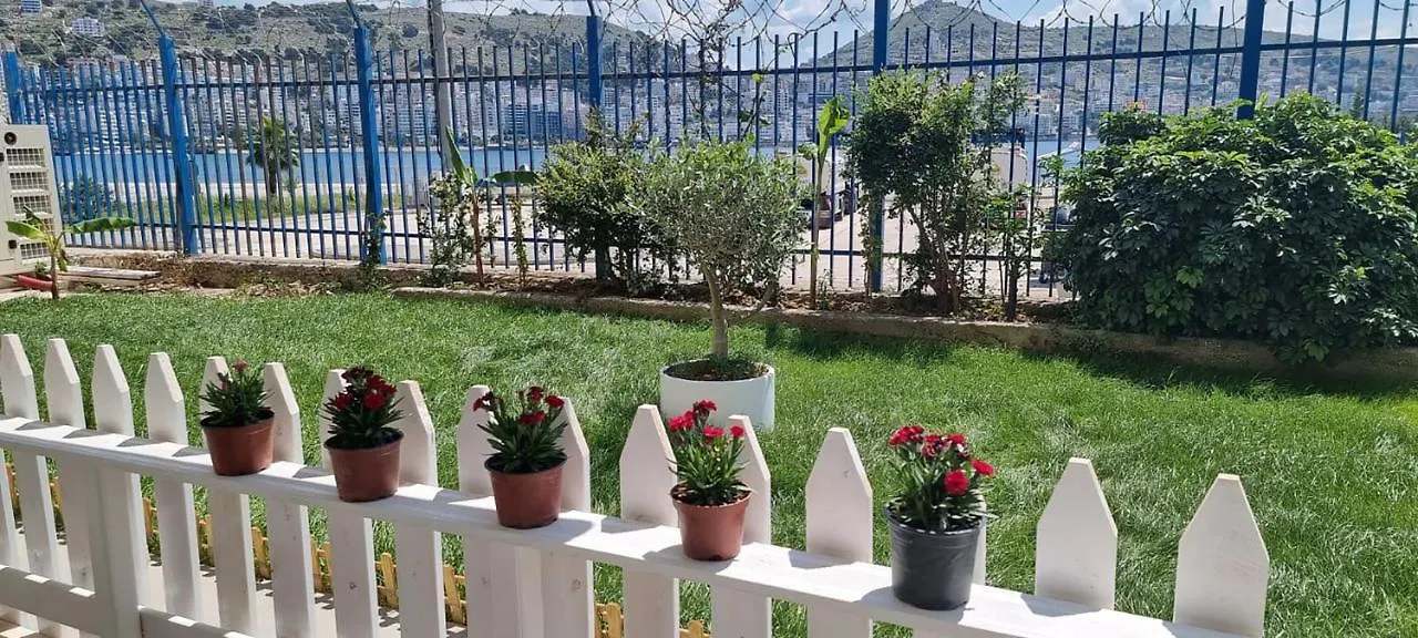 Suncoast Rooms Port Side Sarandë